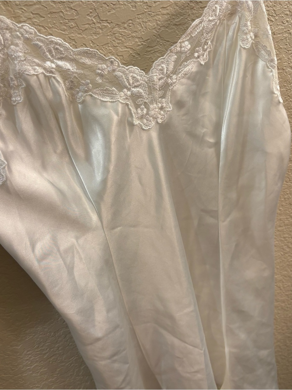 Victoria's Secret Vintage Ivory Satin Slip Dress Lace Trim Size Large Bridal